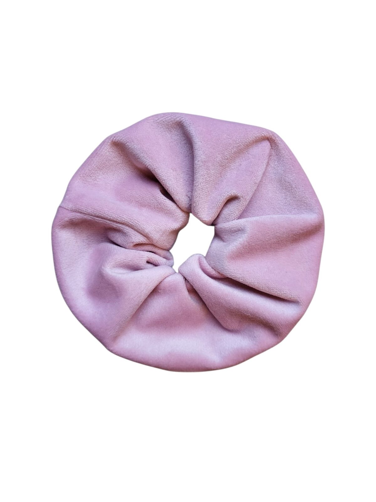 velvet_scrunchie_pink_tili_studio Light pink velvet hair tie (Scrunchie) for girls. Large, puffy velvet hair accessory suitable for buns and ponytails.